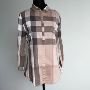 Burberry Nova Check button down dress shirt. Sz S